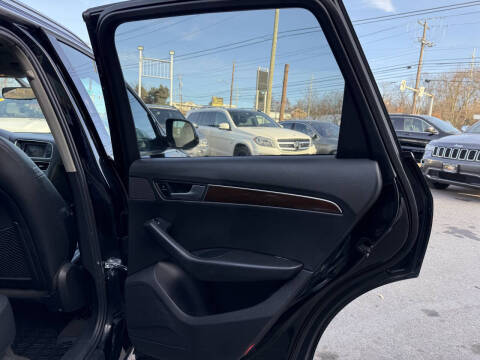 2012 Audi Q5 2.0T quattro Premium