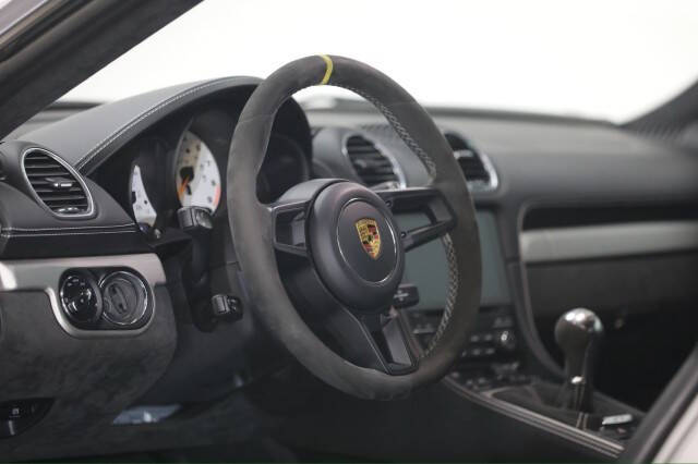 2021 Porsche 718 Cayman GT4