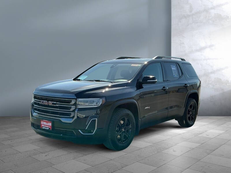 2022 GMC Acadia AT4