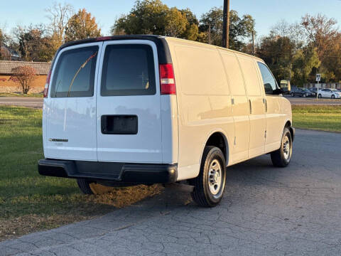 2017 Chevrolet Express 2500