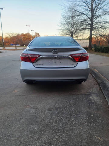 2016 Toyota Camry SE