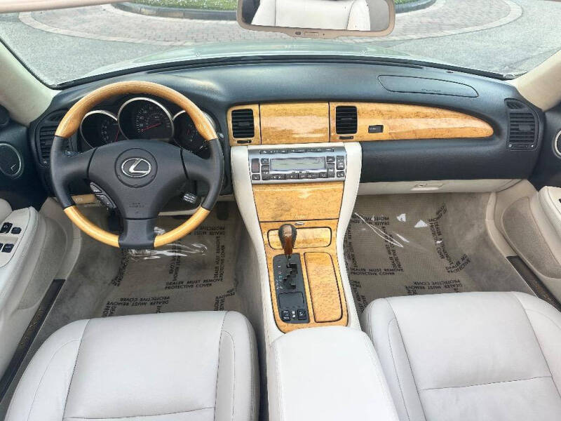 2003 Lexus SC 430