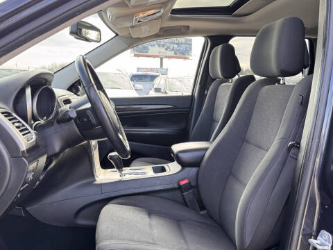 2012 Jeep Grand Cherokee Laredo