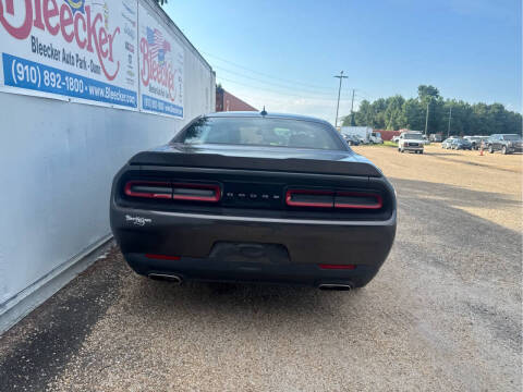 2022 Dodge Challenger SXT