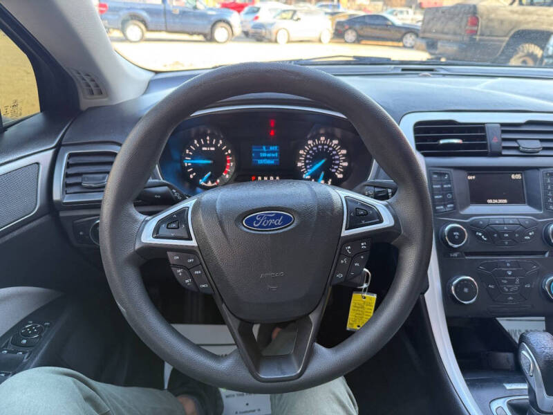 2016 Ford Fusion S