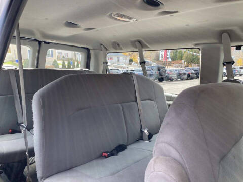 2013 Ford E-Series E-350 SD XLT