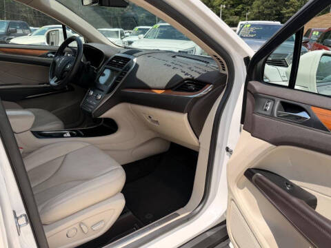 2017 Lincoln MKC Select