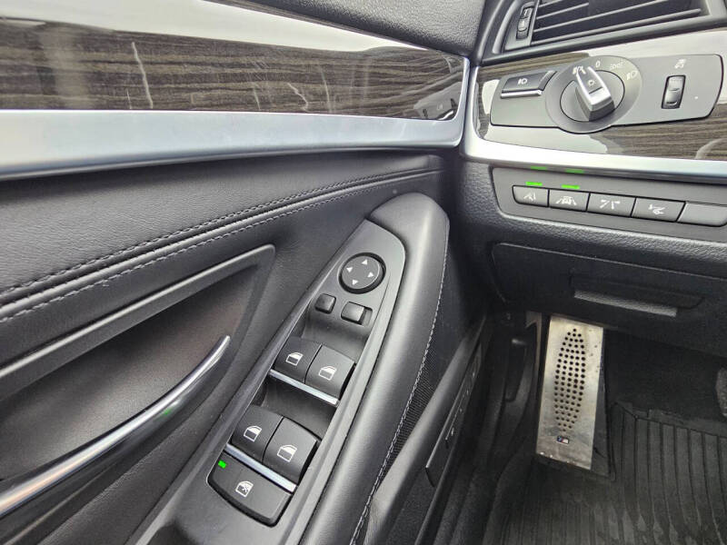 2015 BMW 5 Series 550i xDrive