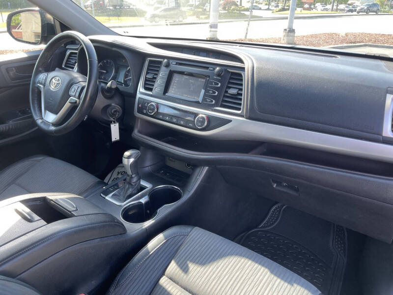 2015 Toyota Highlander LE Plus