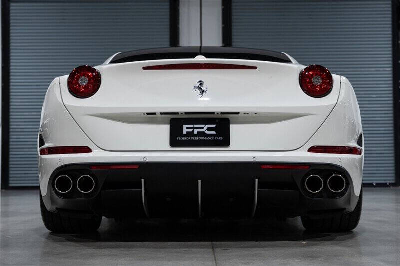2016 Ferrari California T