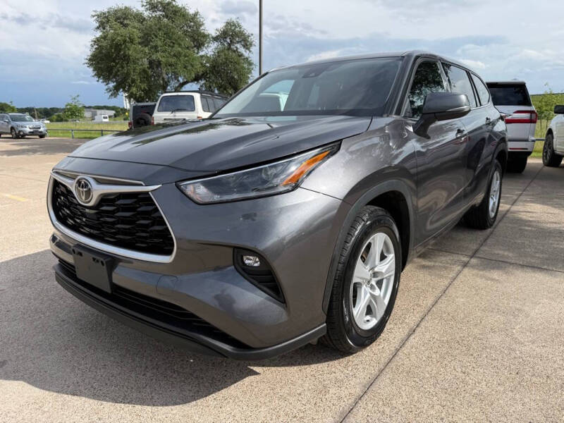 2021 Toyota Highlander LE