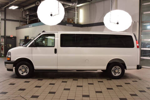 2025 Chevrolet Express LT 3500