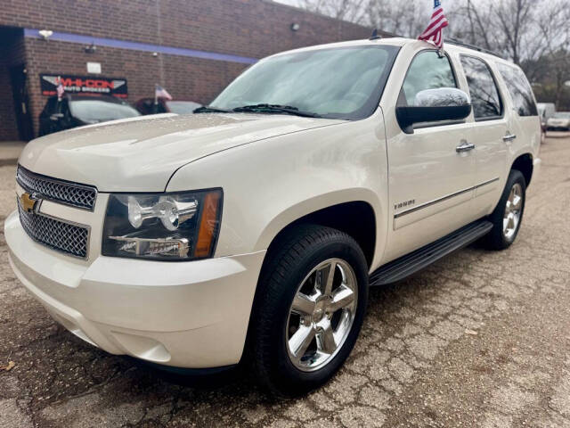 2013 Chevrolet Tahoe for sale at Whi-Con Auto Brokers in Shakopee, MN