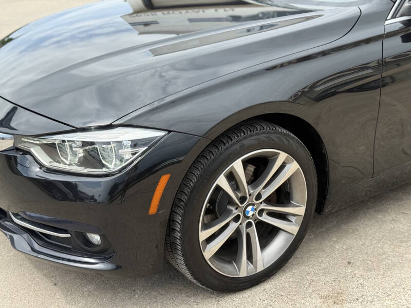 2017 BMW 3 Series 330i