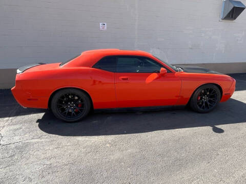 2008 Dodge Challenger SRT8