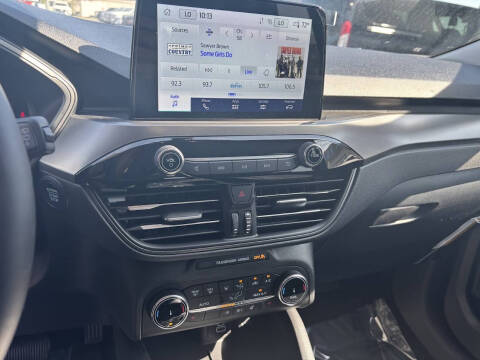 2025 Ford Escape Active