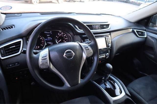 2016 Nissan Rogue SV