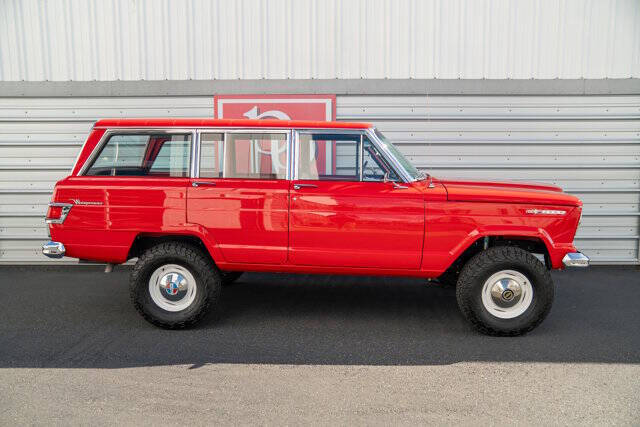 1968 Jeep Wagoneer 54