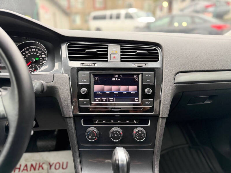 2019 Volkswagen Golf SportWagen 1.8T S 4Motion