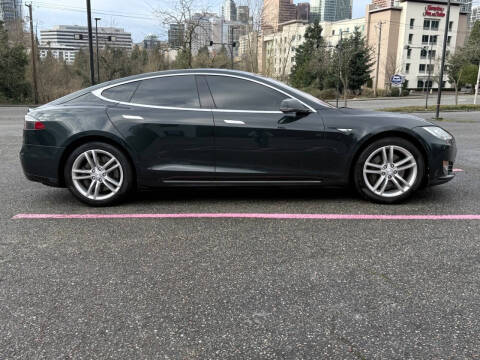 2013 Tesla Model S Performance