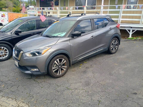 2018 Nissan Kicks SR