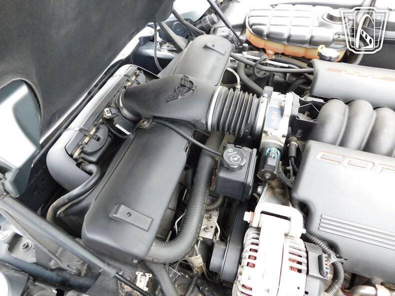 2004 Chevrolet Corvette