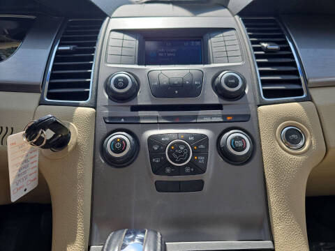 2016 Ford Taurus SEL