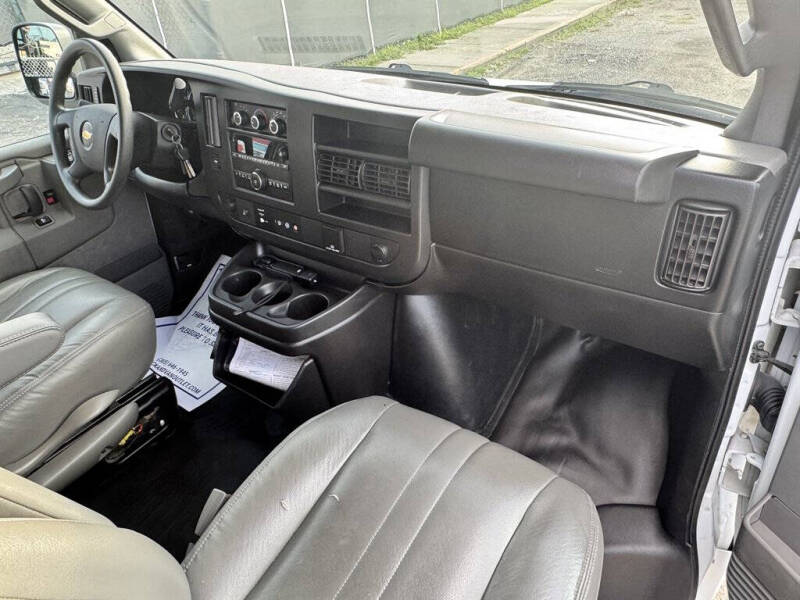 2018 Chevrolet Express LS 3500