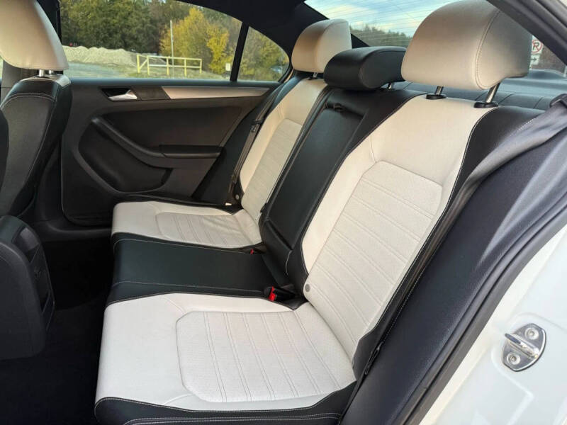 2016 Volkswagen Jetta 1.8T Sport