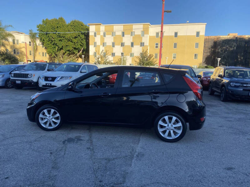 2013 Hyundai Accent SE