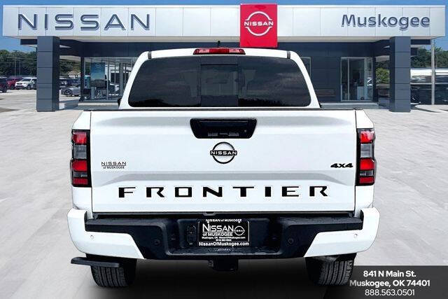 2026 Nissan Frontier SV