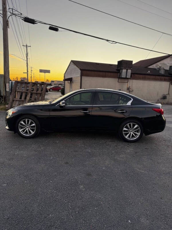 2015 Infiniti Q50 Premium