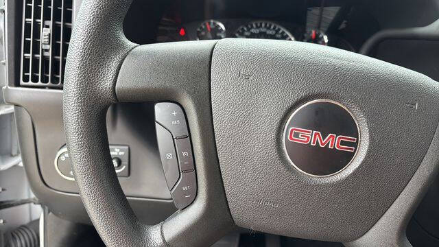 2024 GMC Savana 2500