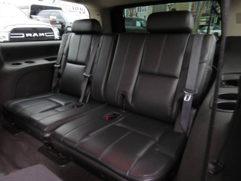 2008 Chevrolet Suburban LTZ