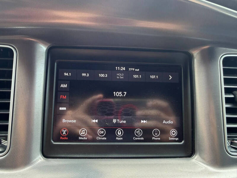 2019 Dodge Charger SXT