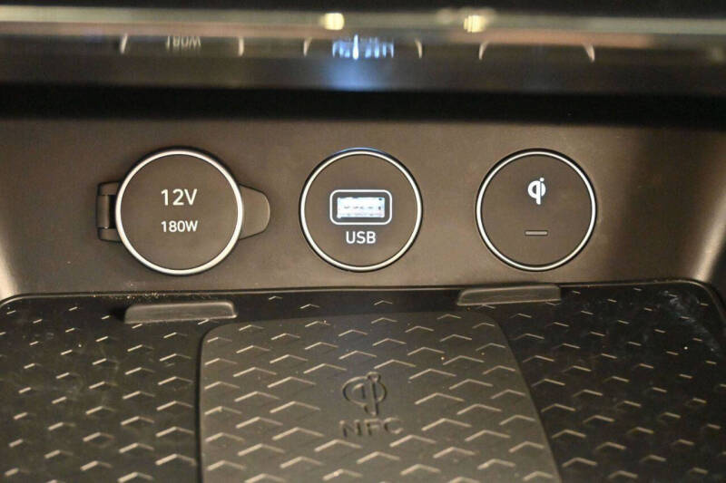2025 Genesis G70