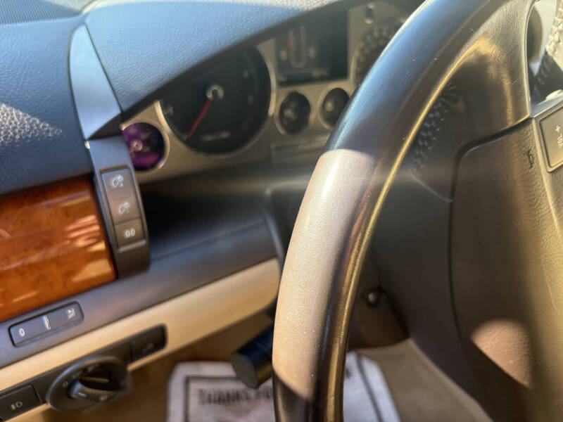 2004 Volkswagen Phaeton V8