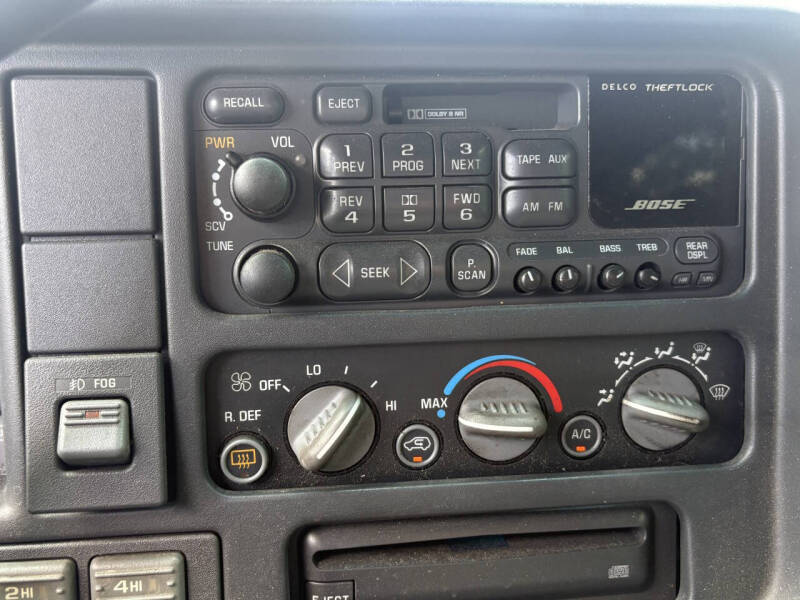 2000 GMC Yukon Denali