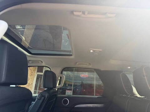 2017 Land Rover Discovery First Edition