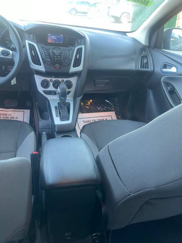 2014 Ford Focus SE