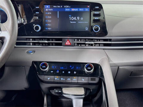 2022 Hyundai Elantra