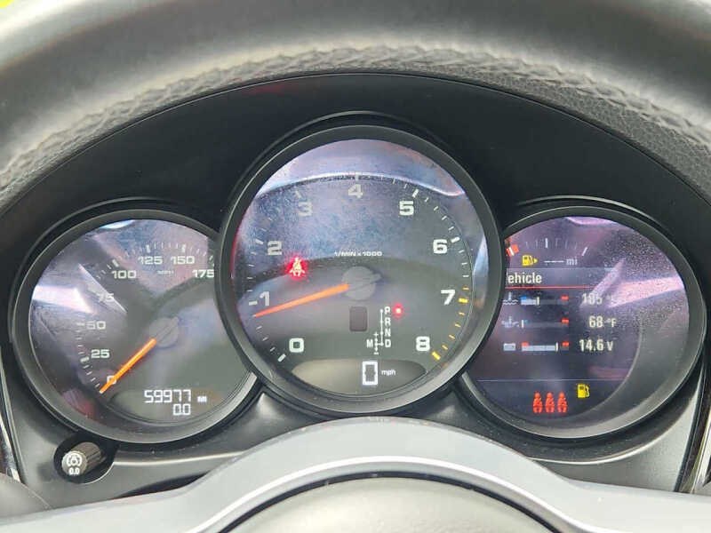 2021 Porsche Macan