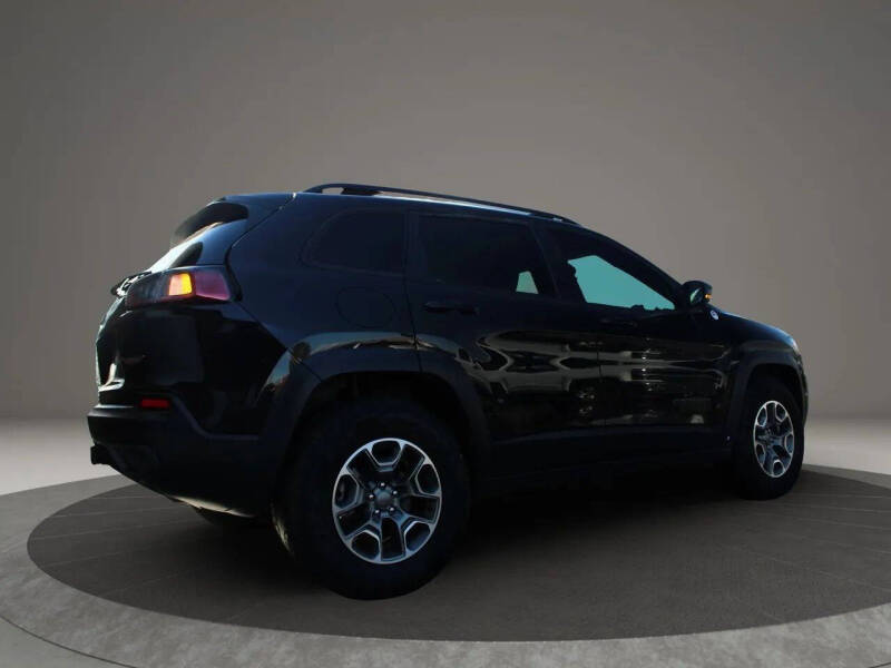 2022 Jeep Cherokee Trailhawk