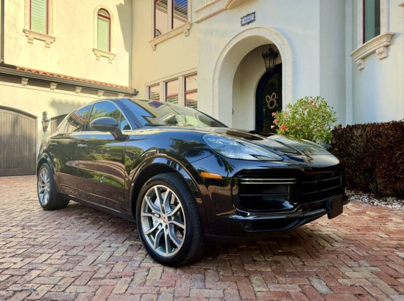 2020 Porsche Cayenne Turbo Coupe