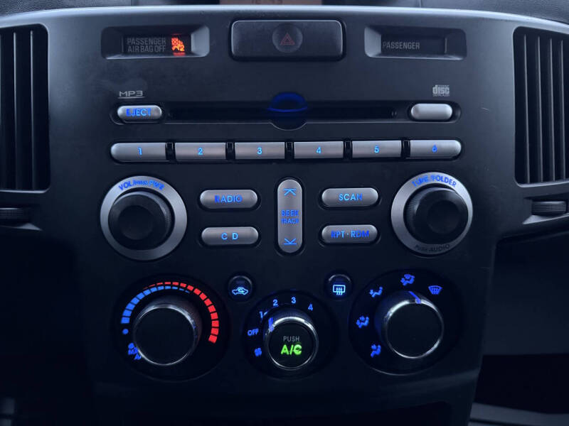 2010 Mitsubishi Endeavor LS