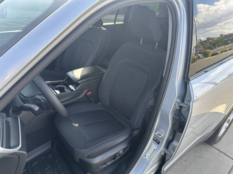 2023 Jeep Grand Cherokee L Altitude