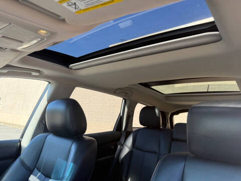 2015 Nissan Pathfinder SL