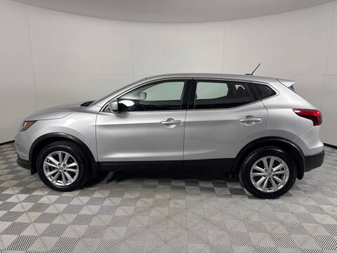 2017 Nissan Rogue Sport SV