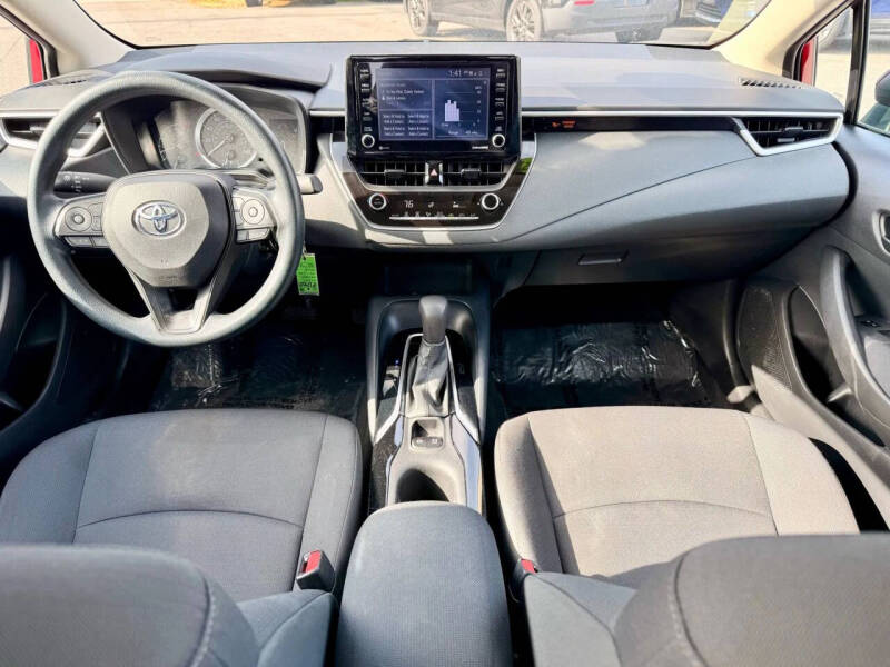 2022 Toyota Corolla LE