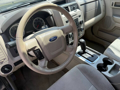 2011 Ford Escape XLT